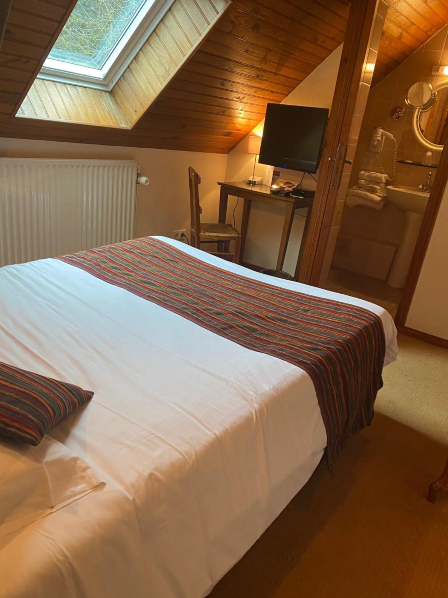 Logis Hotels Restaurant Le Relais שנונסו מראה חיצוני תמונה