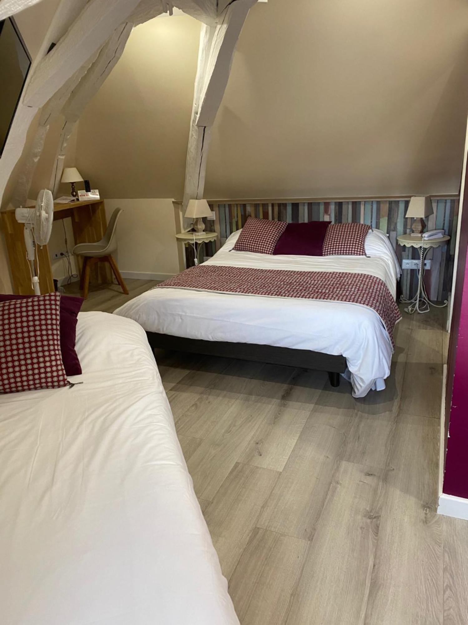 Logis Hotels Restaurant Le Relais שנונסו מראה חיצוני תמונה