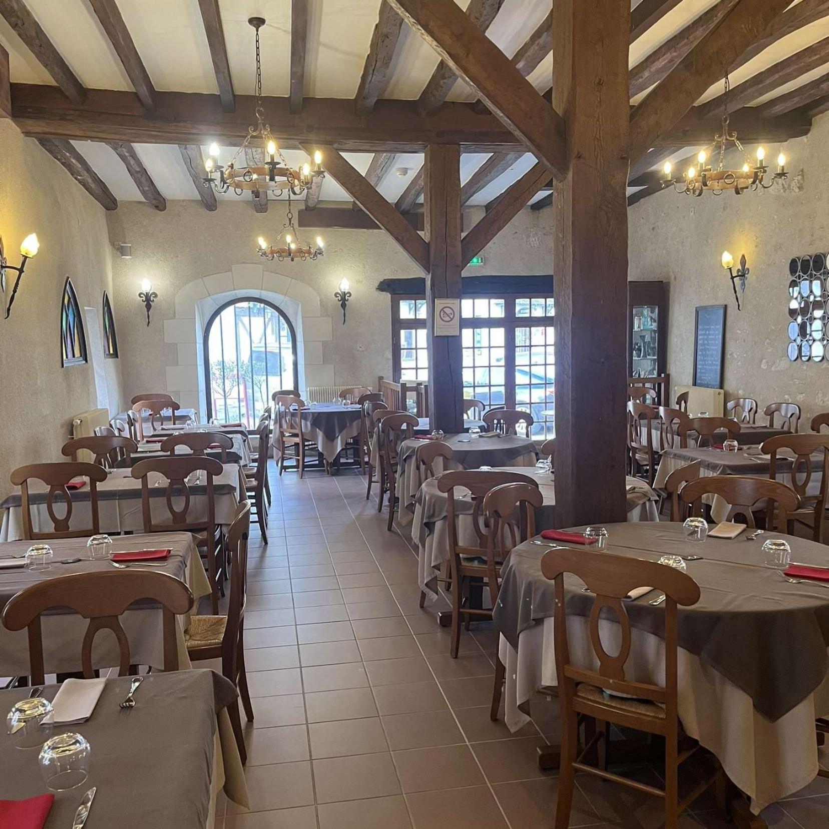 Logis Hotels Restaurant Le Relais שנונסו מראה חיצוני תמונה