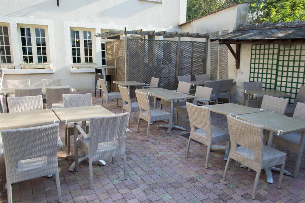 Logis Hotels Restaurant Le Relais שנונסו מראה חיצוני תמונה